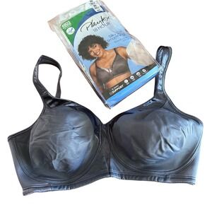 Playtex 18 Hour Wirefree Bra 4803 Silky Soft Smoothing 38D Black/Private Jet.